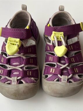 KEEN Newport Toddler Sandal Size 8